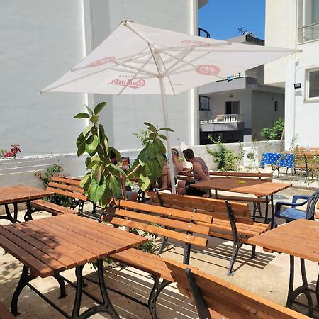 Hostel K13 Saranda Dış mekan fotoğraf