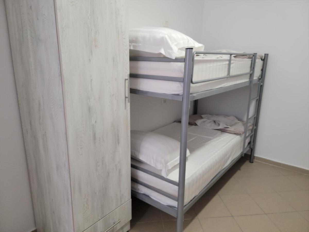 Hostel K13 Saranda Dış mekan fotoğraf