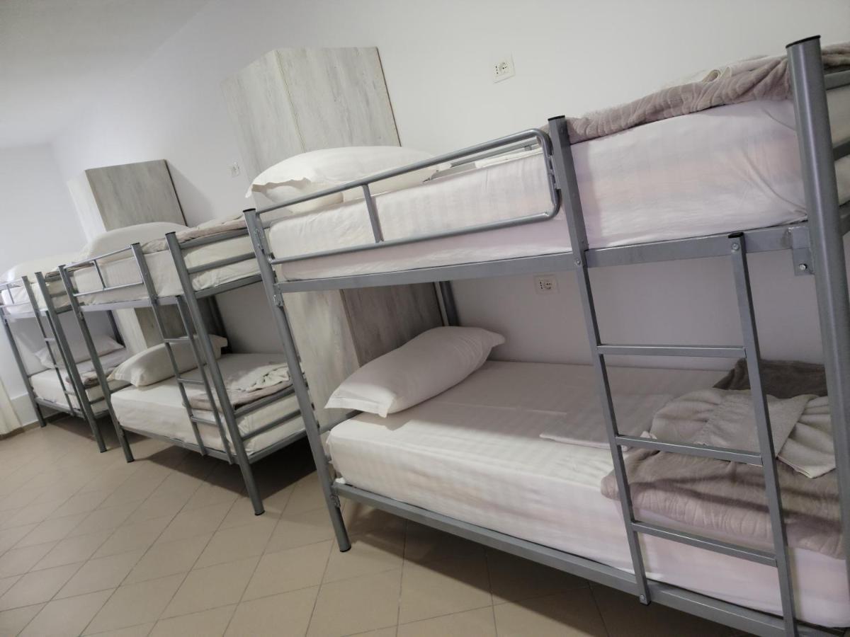 Hostel K13 Saranda Dış mekan fotoğraf