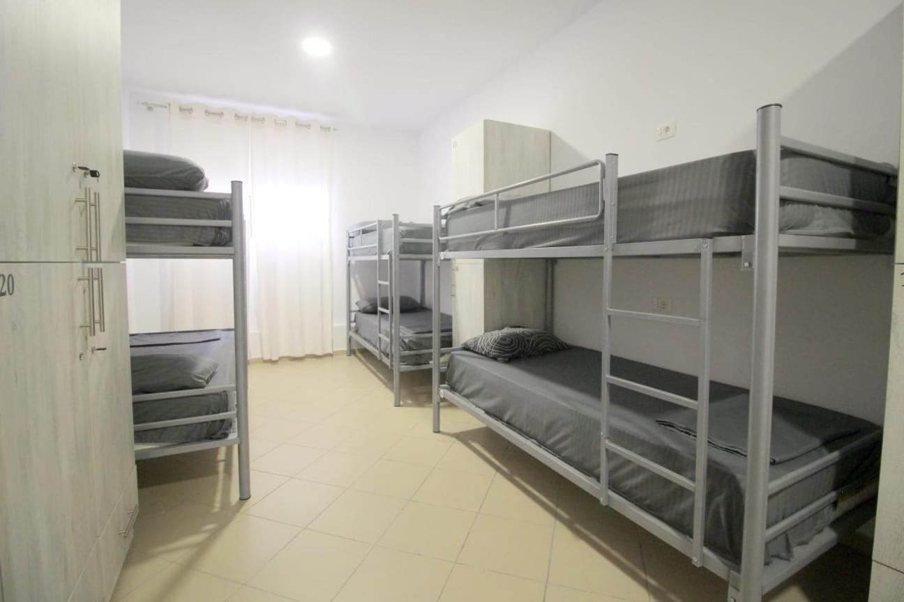 Hostel K13 Saranda Dış mekan fotoğraf