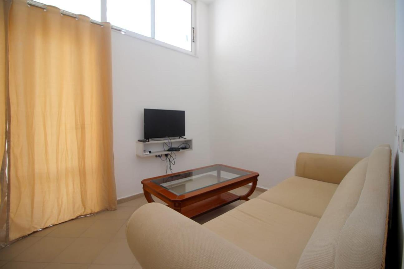 Hostel K13 Saranda Dış mekan fotoğraf