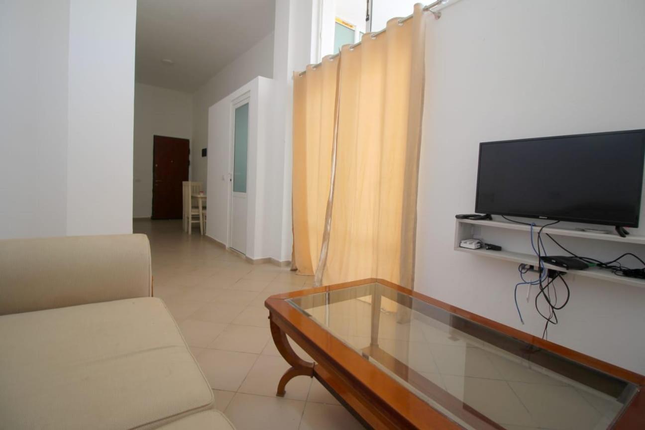 Hostel K13 Saranda Dış mekan fotoğraf