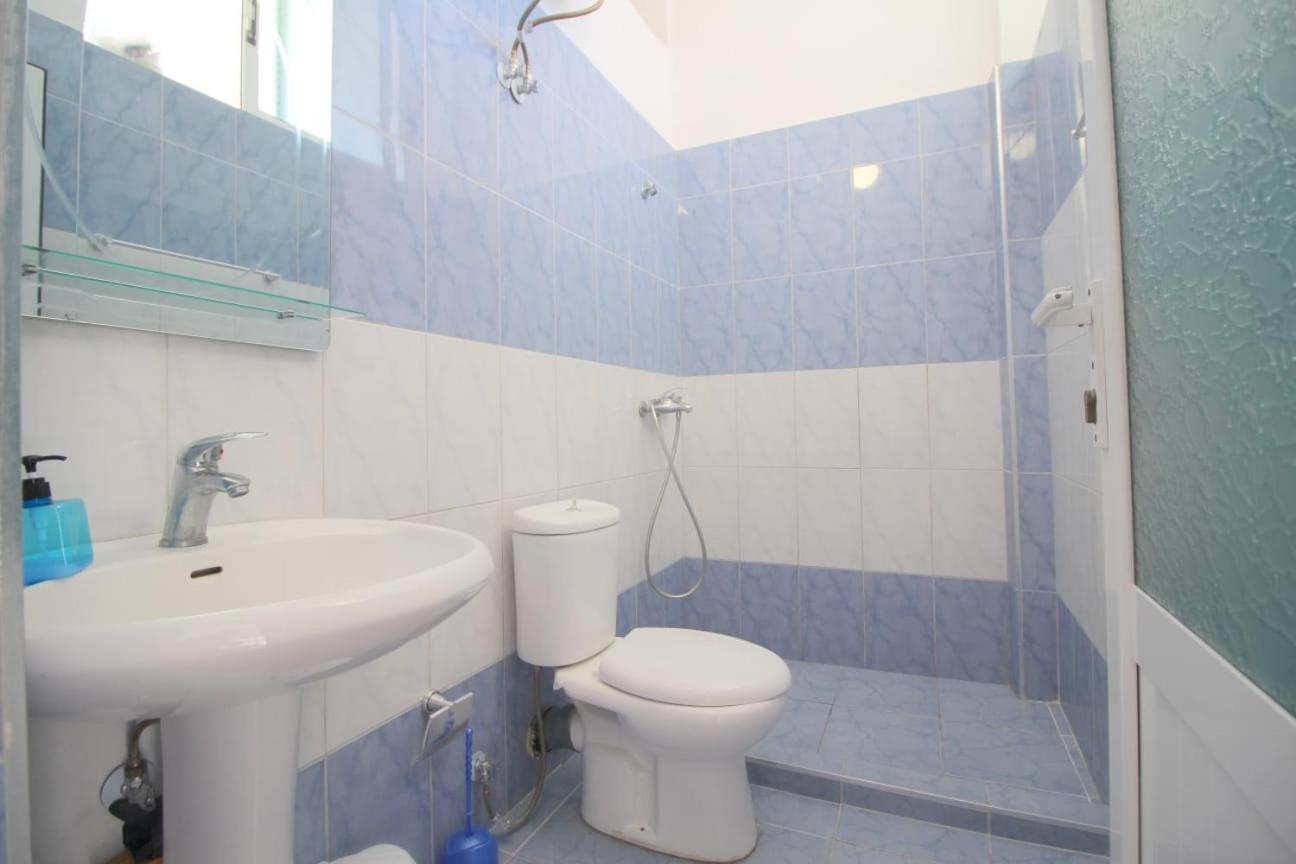 Hostel K13 Saranda Dış mekan fotoğraf